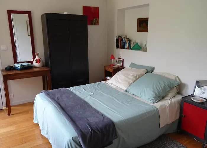 D'hotes Sur Jardin Acces Pmr Кан